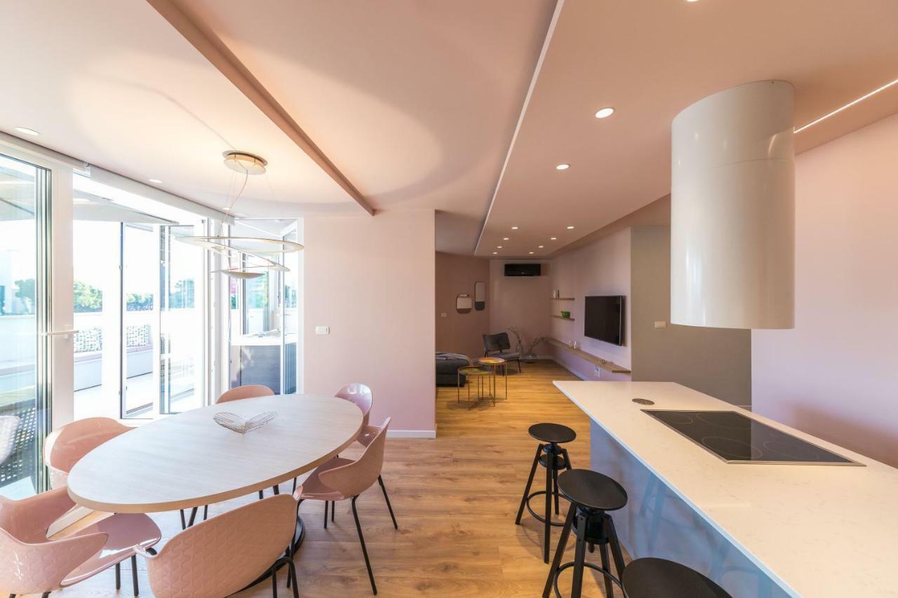 Glow luxury apartment with terrace&jacuzzi Split Zewnętrze zdjęcie